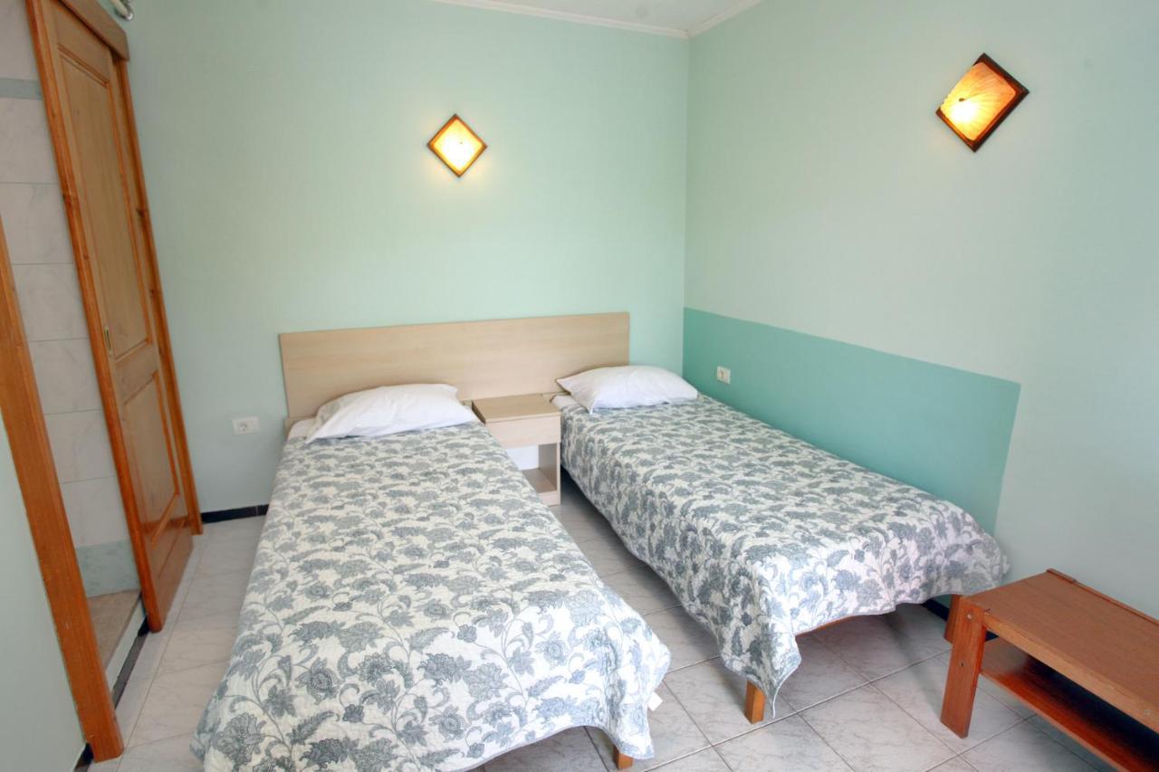 Dino Studio And Room Apartments Portorož Zewnętrze zdjęcie